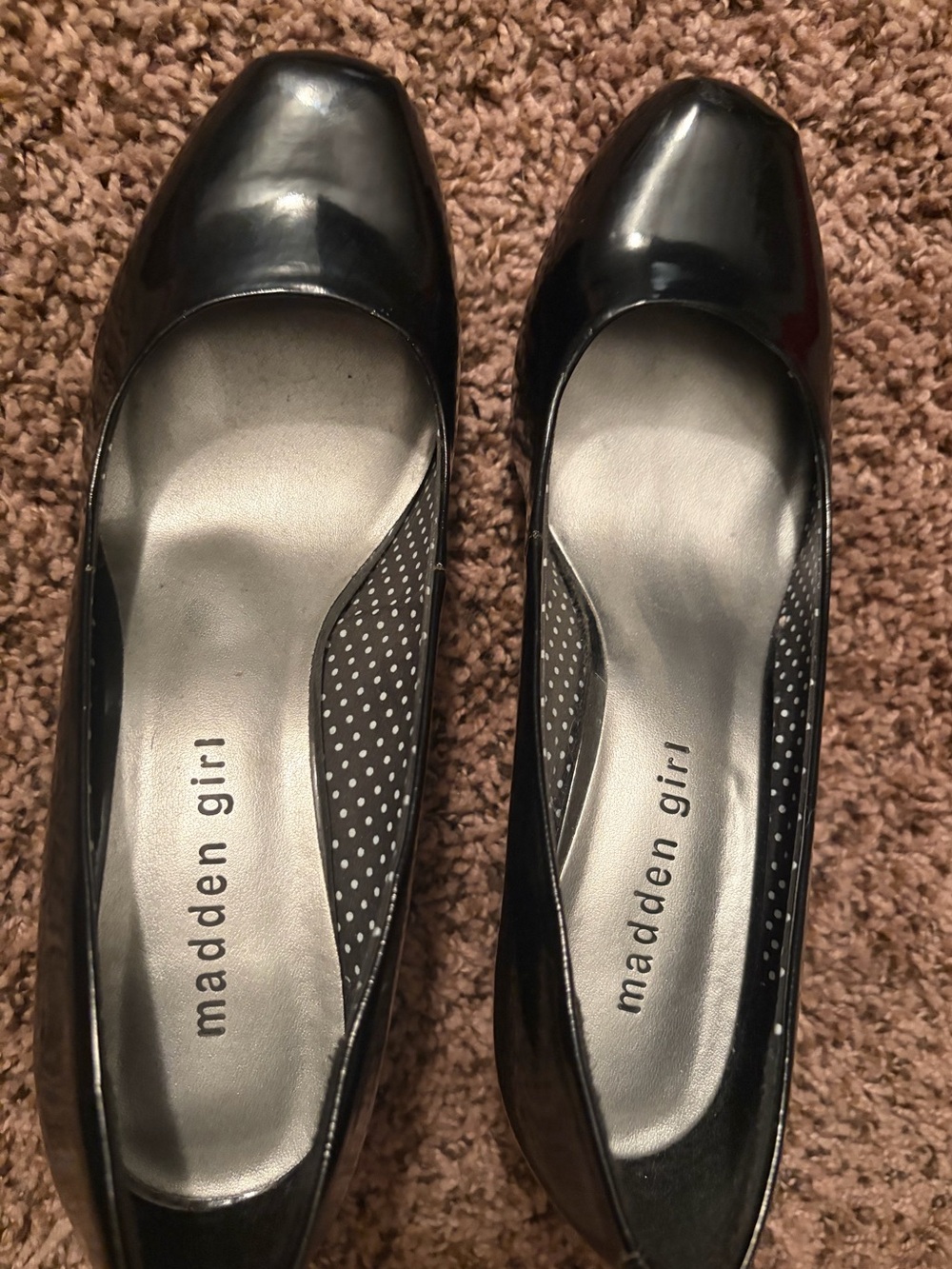 Madden Girl Women's Black Patent Leather size 7.5 pumps heels